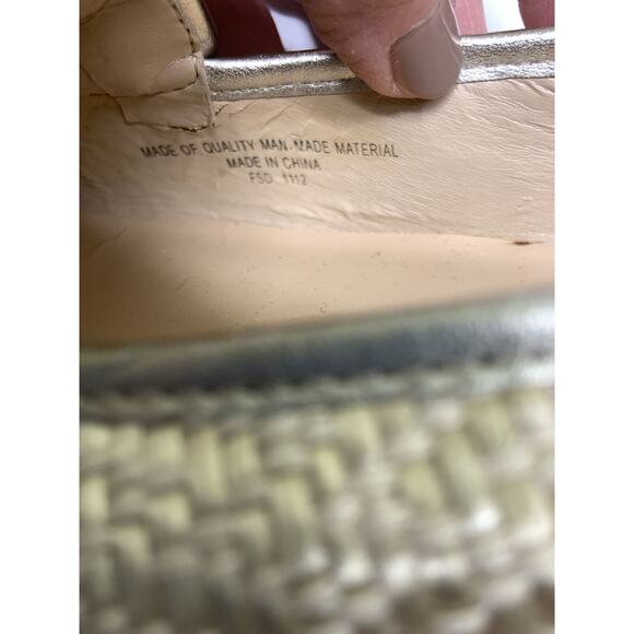 Enzo Angiolini Light Gold Loafers Size M - Picture 5 of 7